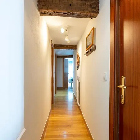 Old Town Apartment Bermeo